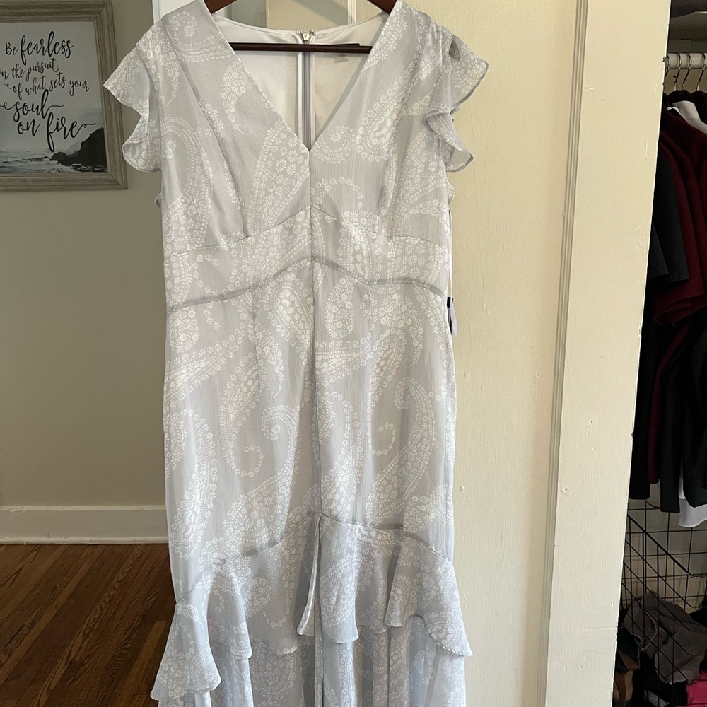 Elegant White Paisley Dress
